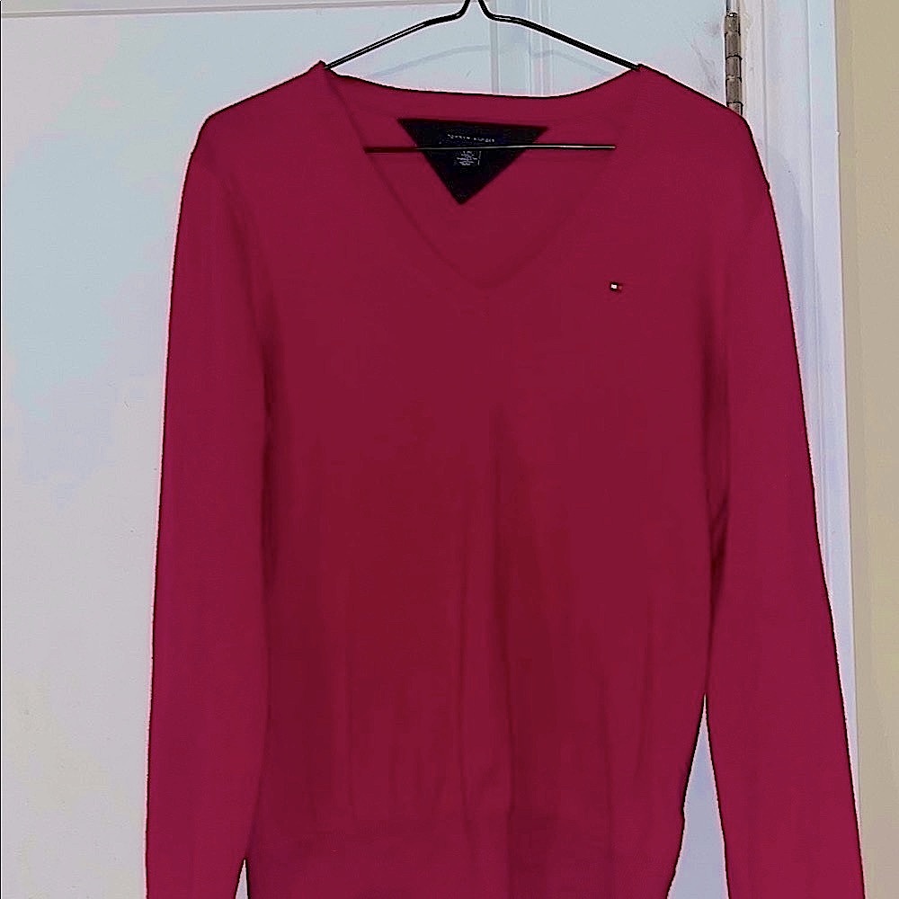 Tommy Hilfiger Red V-Neck Sweater Classic Knit
